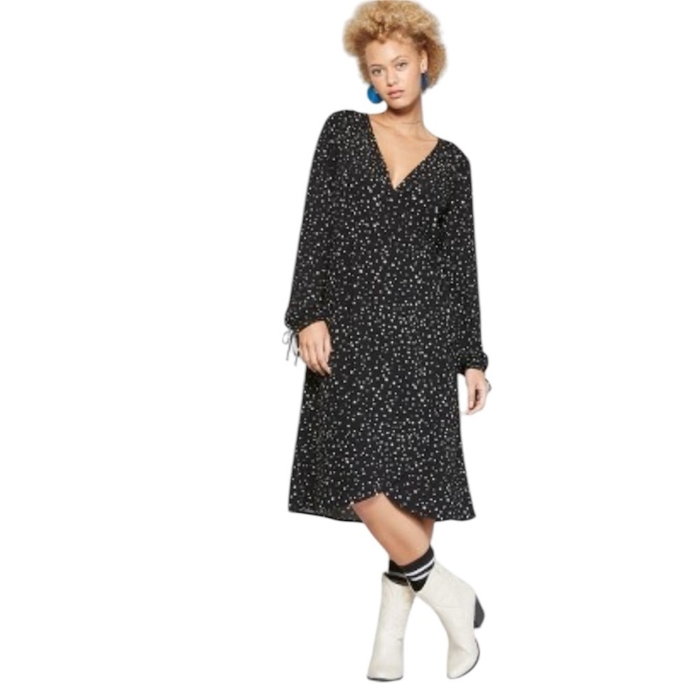 Wild Fable Size Small Black Star Printed Wrap Dress